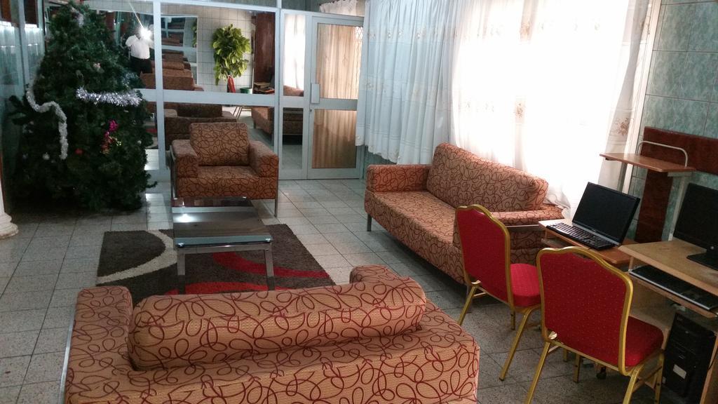 Saffana Hotel 두알라 외부 사진