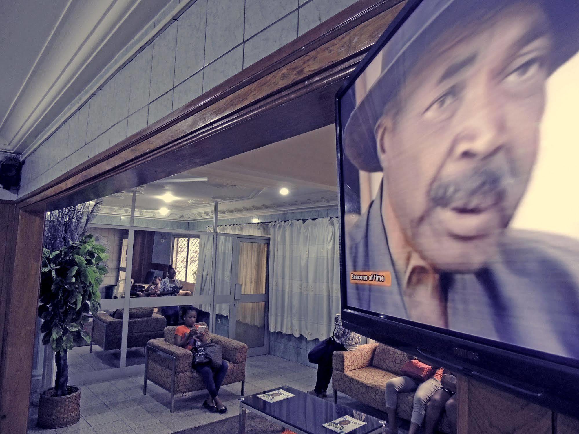 Saffana Hotel 두알라 외부 사진